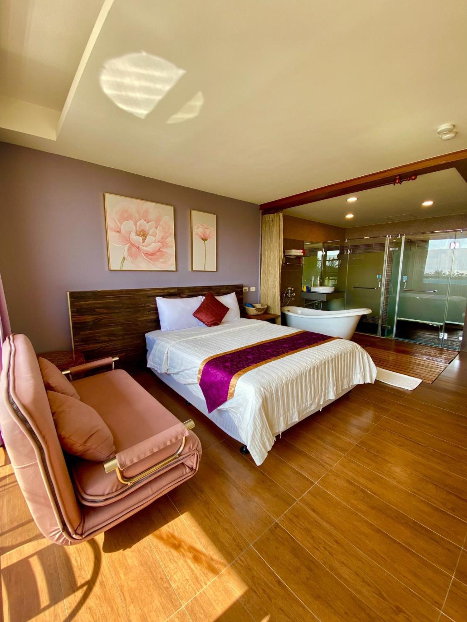Kenting Waterfront Hotel Exterior photo